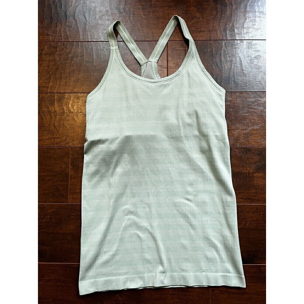 Lululemon Womens Racer Back Green Striped Tank Sz 8